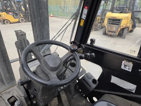LPG viljuškar CATERPILLAR