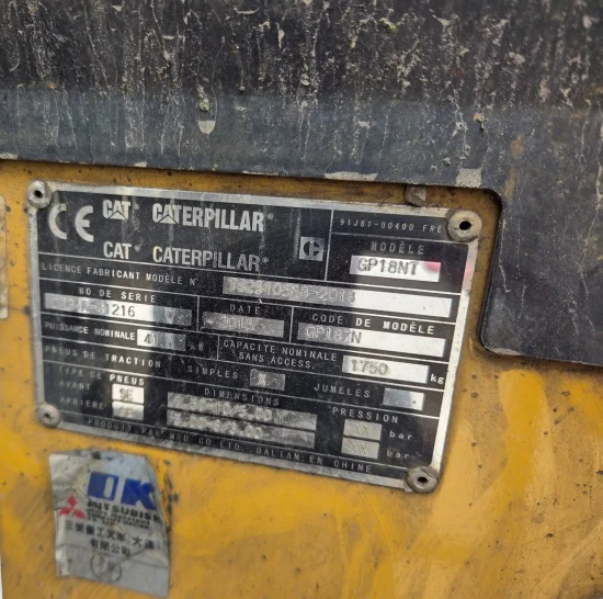 LPG viljuškar CATERPILLAR