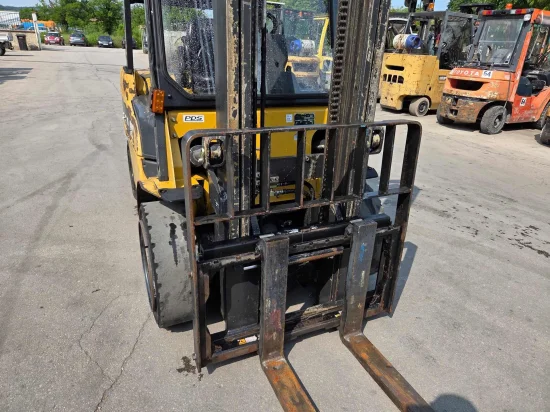 LPG viljuškar CATERPILLAR