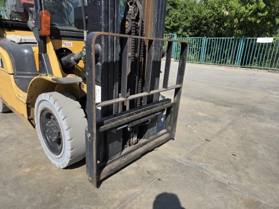 LPG viljuškar CATERPILLAR