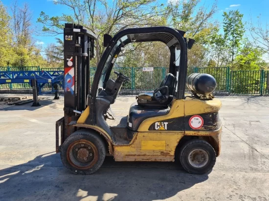 LPG viljuškar CATERPILLAR