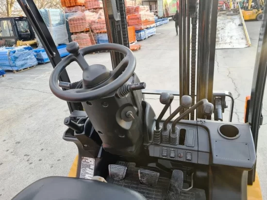 LPG viljuškar CATERPILLAR