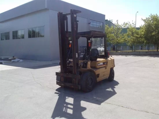LPG viljuškar CATERPILLAR