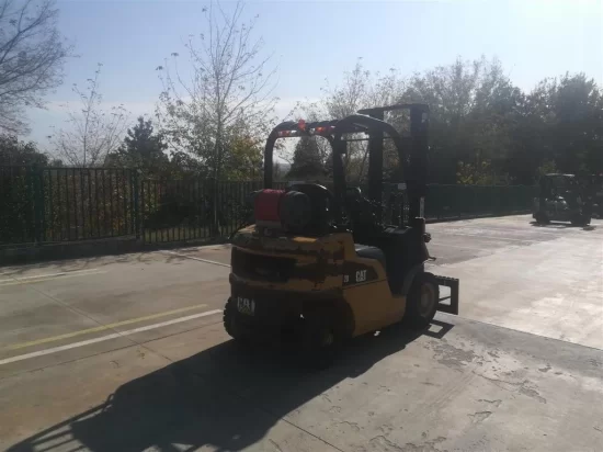 LPG viljuškar CATERPILLAR