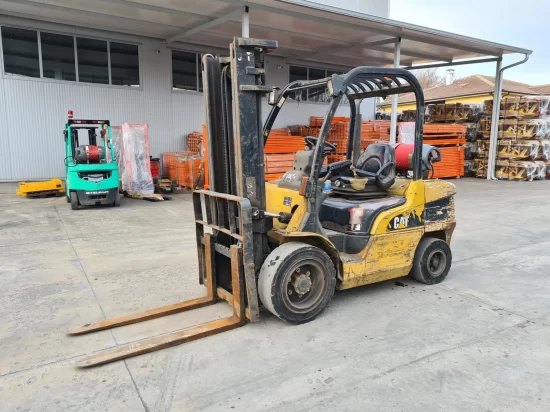LPG viljuškar CATERPILLAR