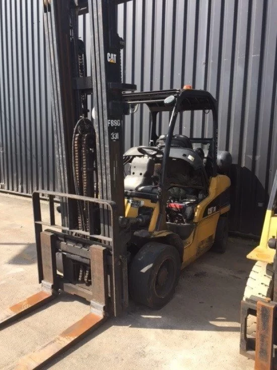 LPG viljuškar CATERPILLAR