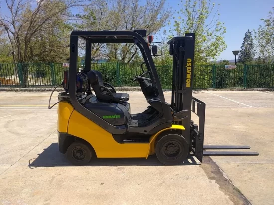 KOMATSU