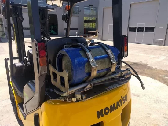 KOMATSU