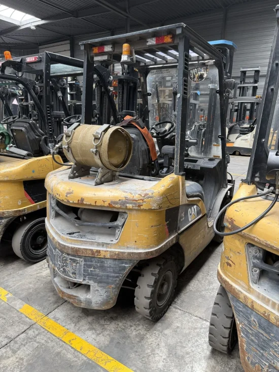 LPG viljuškar CATERPILLAR
