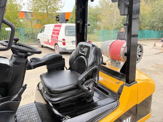 LPG viljuškar CATERPILLAR