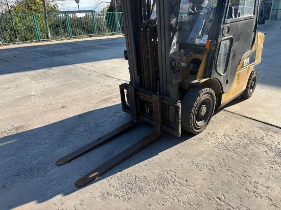 LPG viljuškar CATERPILLAR