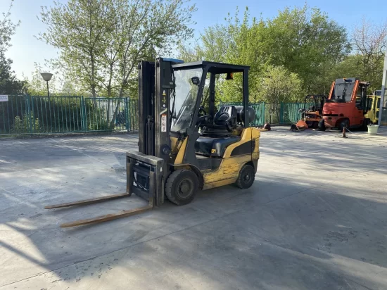 LPG viljuškar CATERPILLAR
