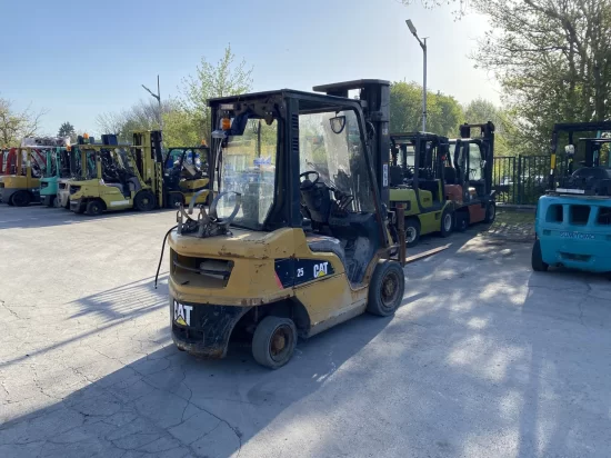 LPG viljuškar CATERPILLAR