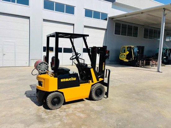 KOMATSU