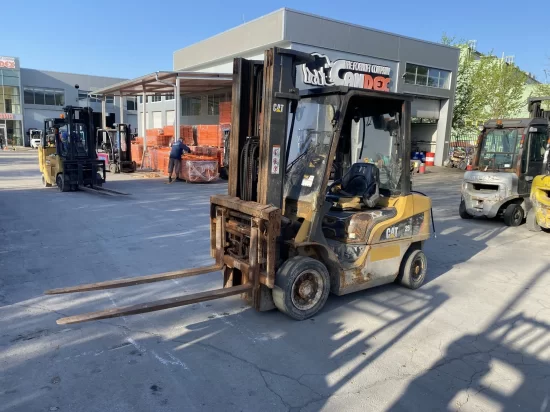 LPG viljuškar CATERPILLAR