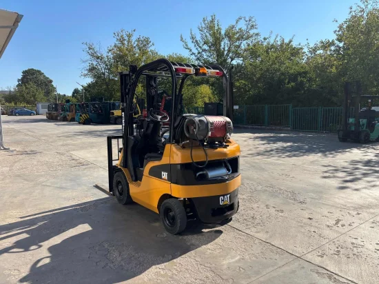 LPG viljuškar CATERPILLAR